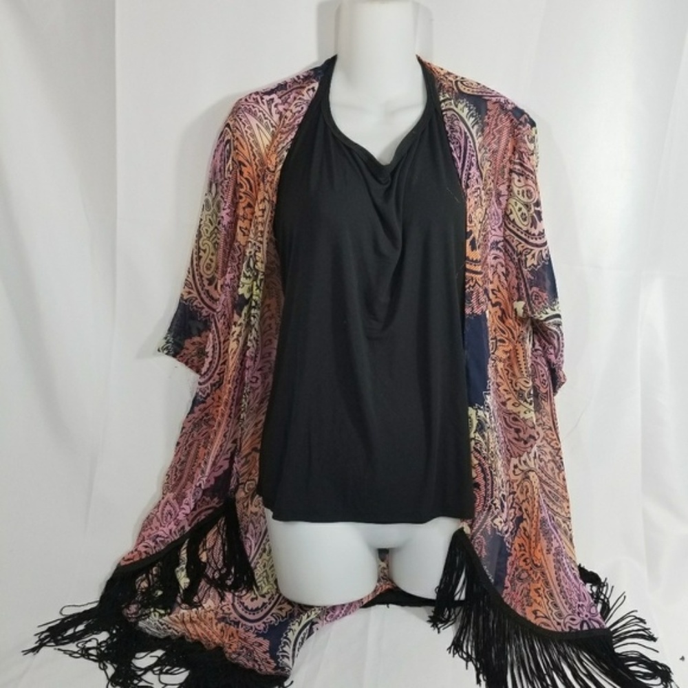 Romeo and Juliet Couture High Low Paisley Kimono